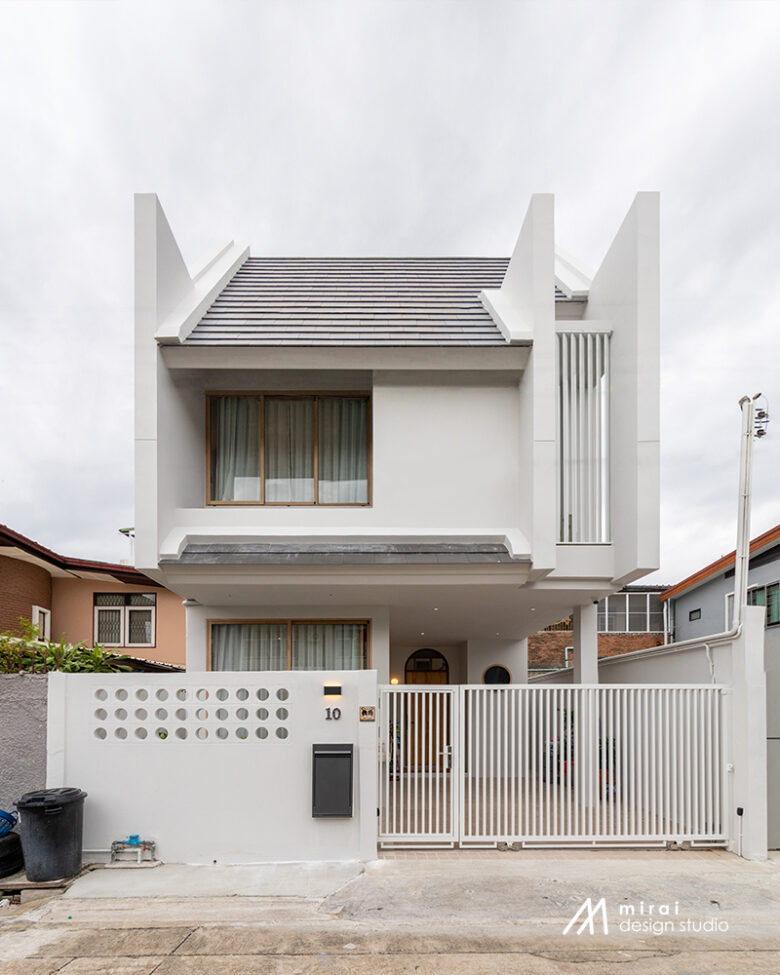 บ้านแมว บ้านหน้าแคบ