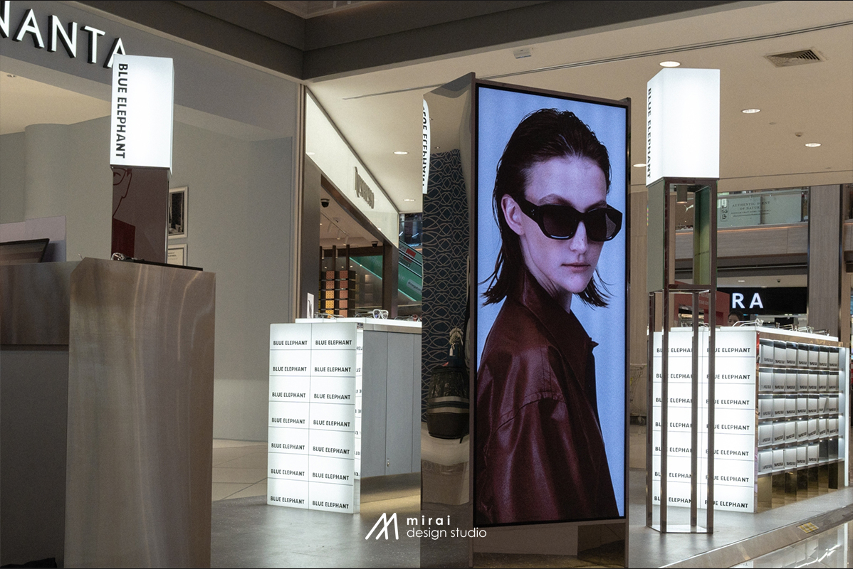 BLUE ELEPHANT GLASSES