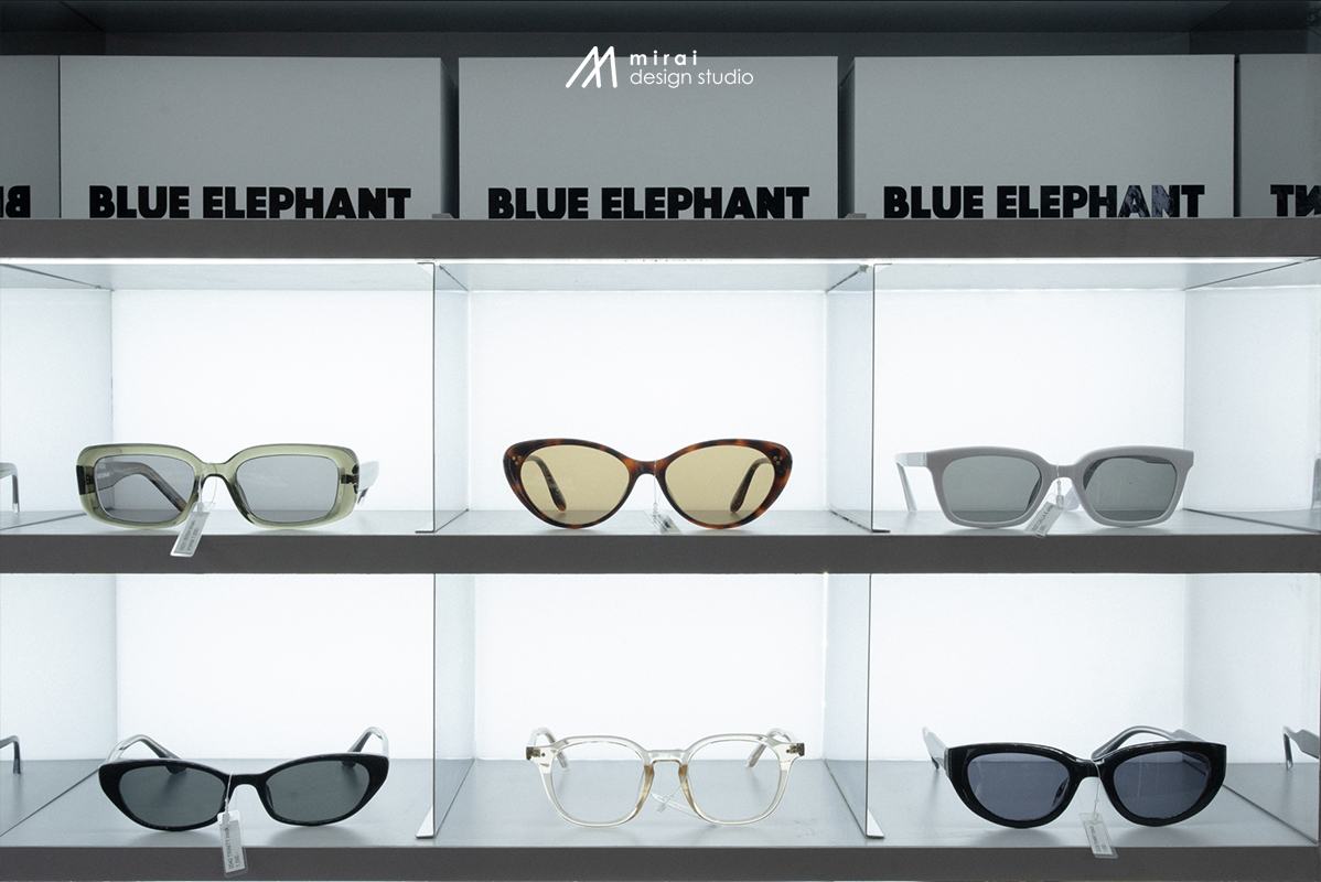 BLUE ELEPHANT GLASSES