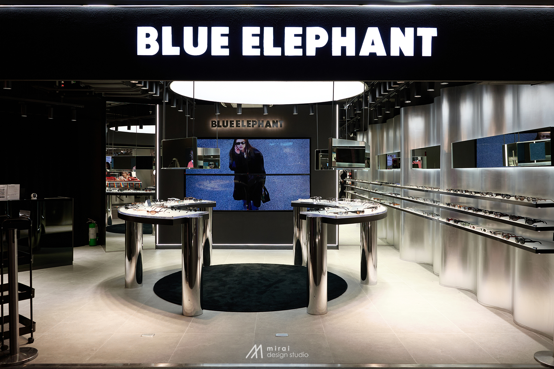 Blue elephant store